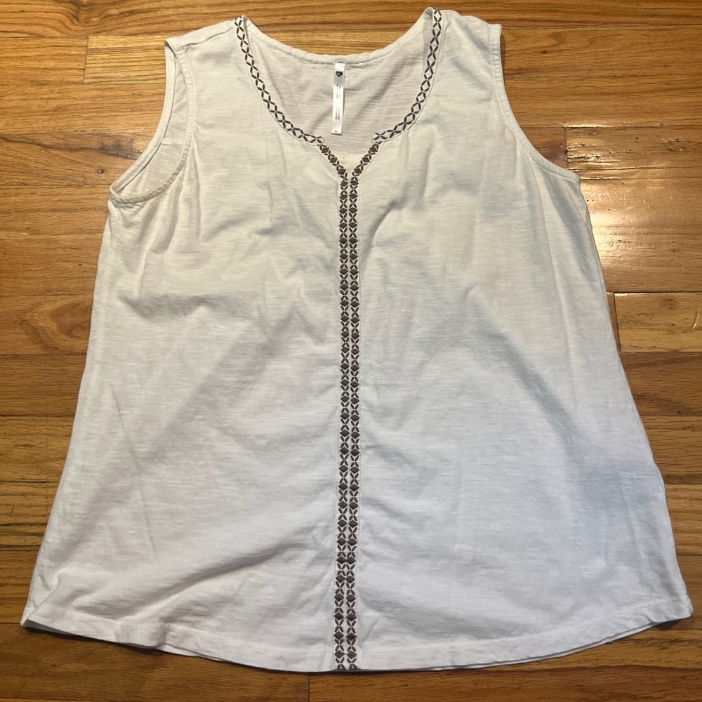 Kuhl white embroidered tank size L